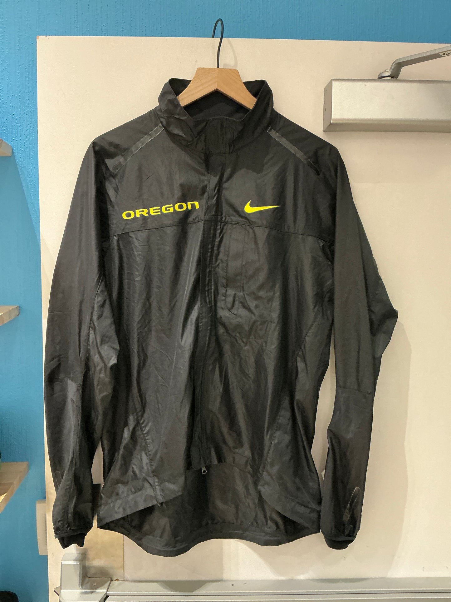 Oregon Team Issued Rain Jacket (Large)