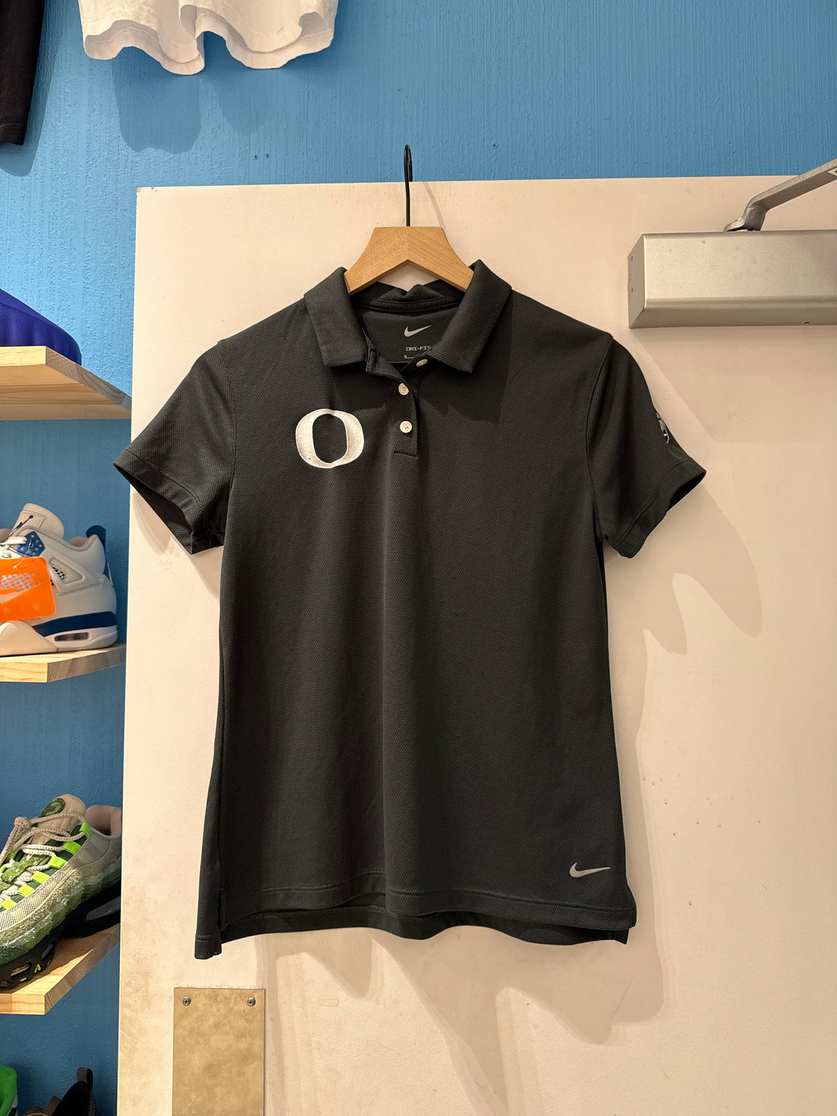 Nike Oregon Ducks PAC-12 Polo (Women’s M)
