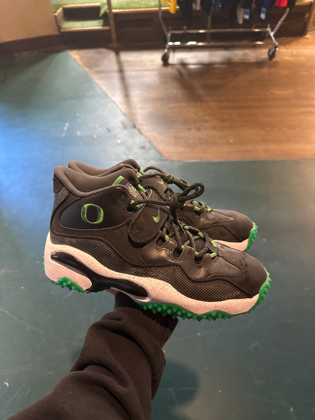 NIKE AIR ZOOM TURF JET 97 “OREGON DUCKS”(11)