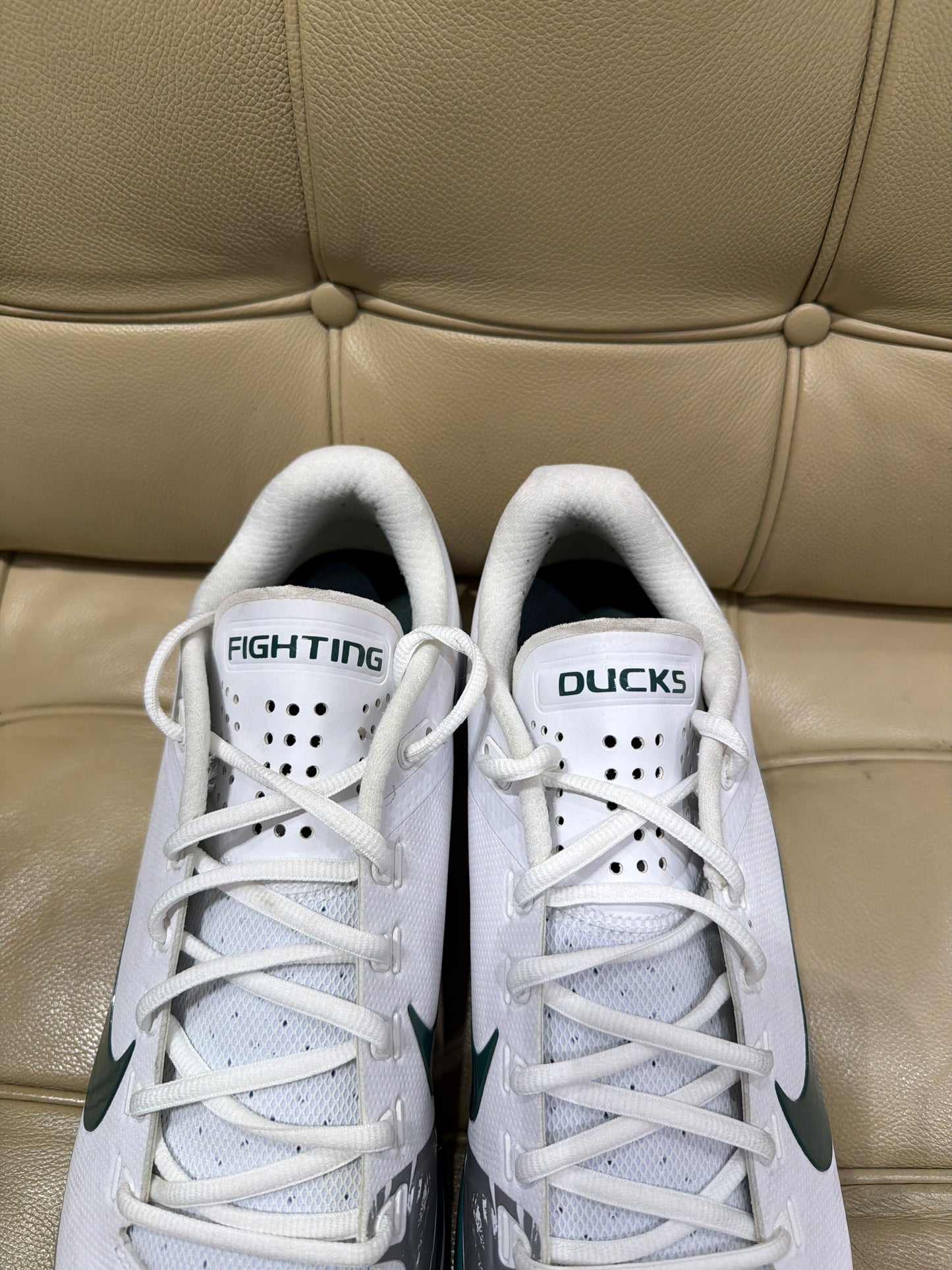 Oregon RARE Promo Sample Trainer / Turf (Size 11.5)