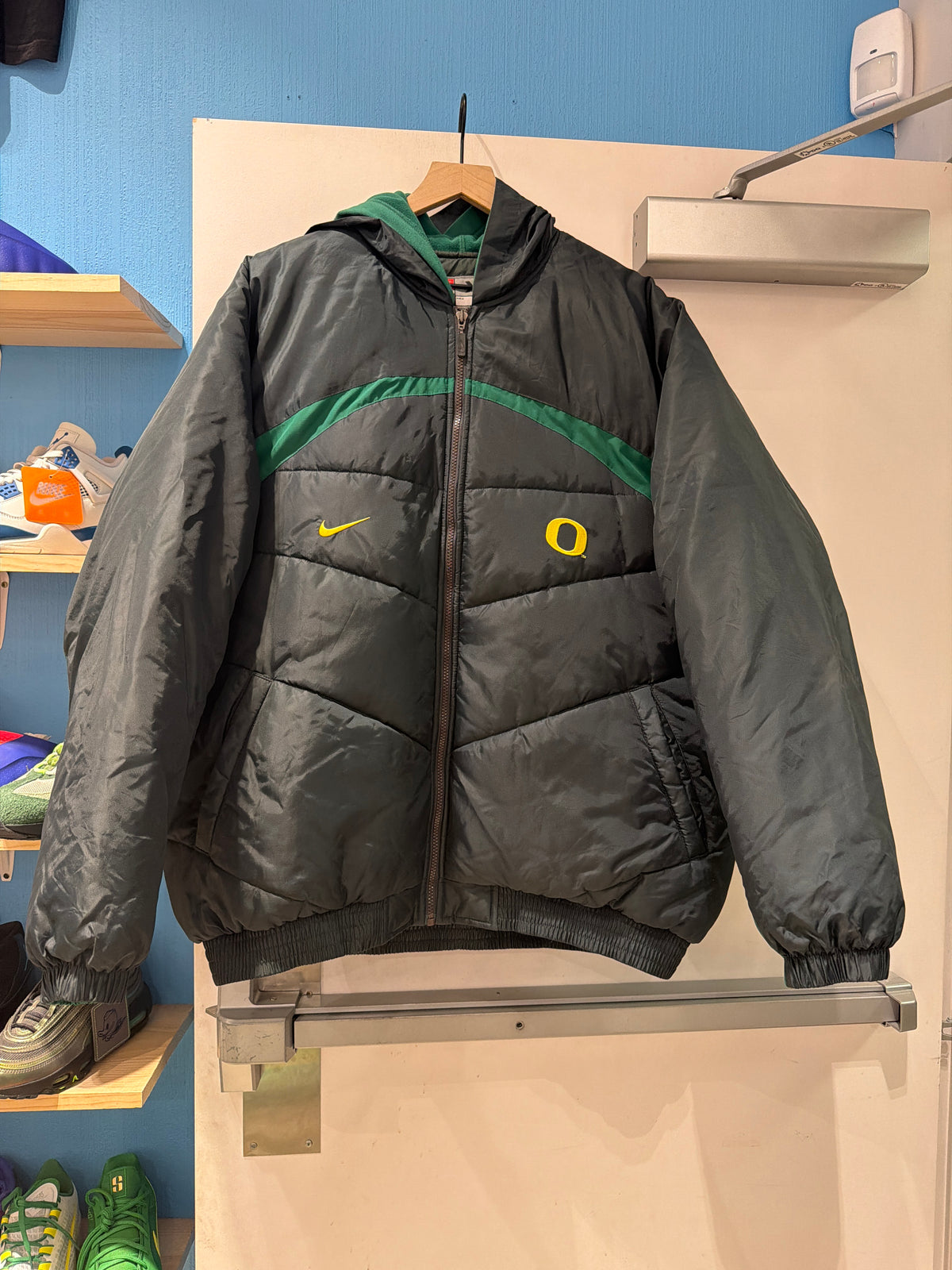Oregon Nike Puffy Jacket (XL)