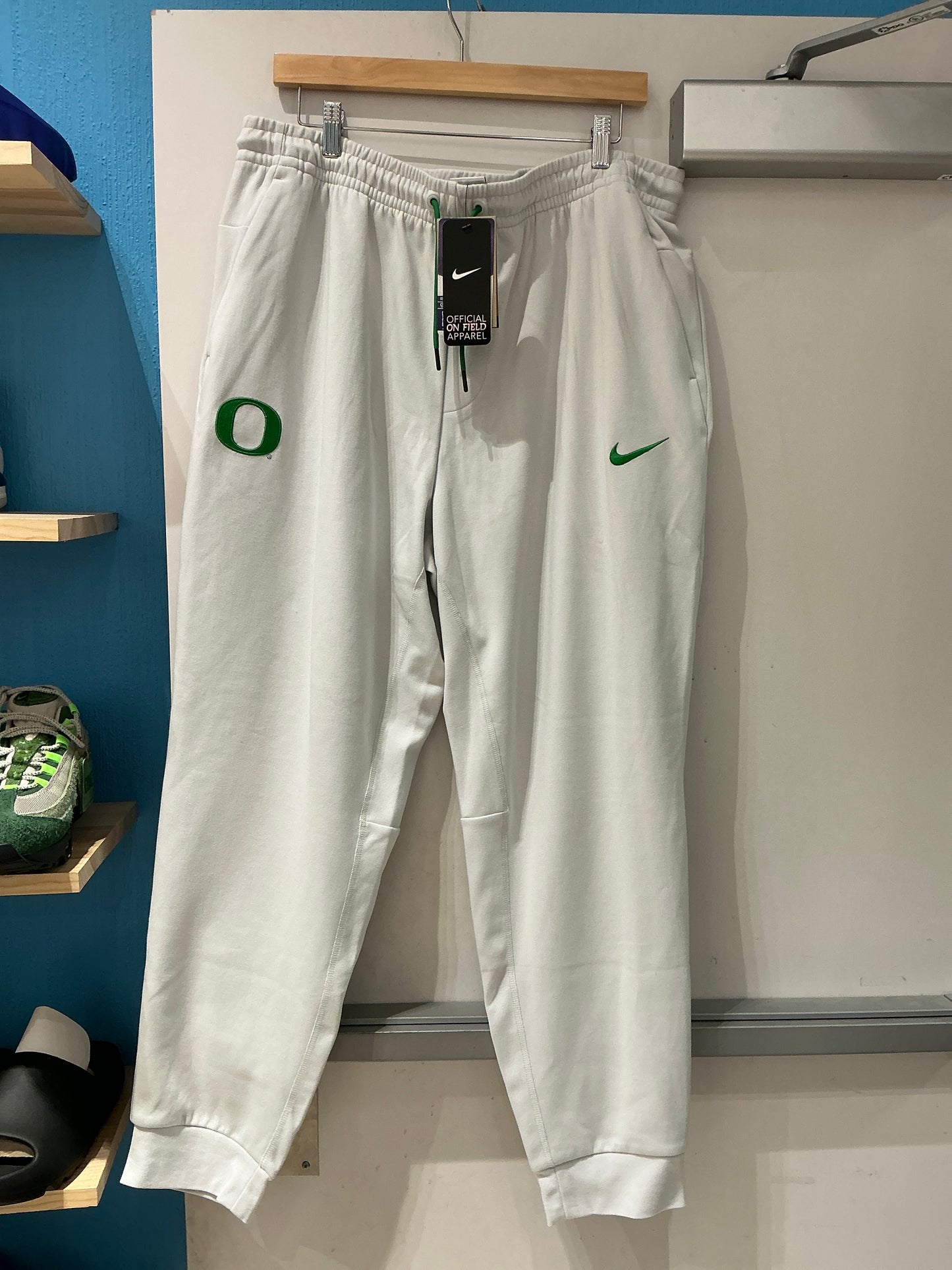 Oregon On Field Team Issued Sweatpants (XL) New