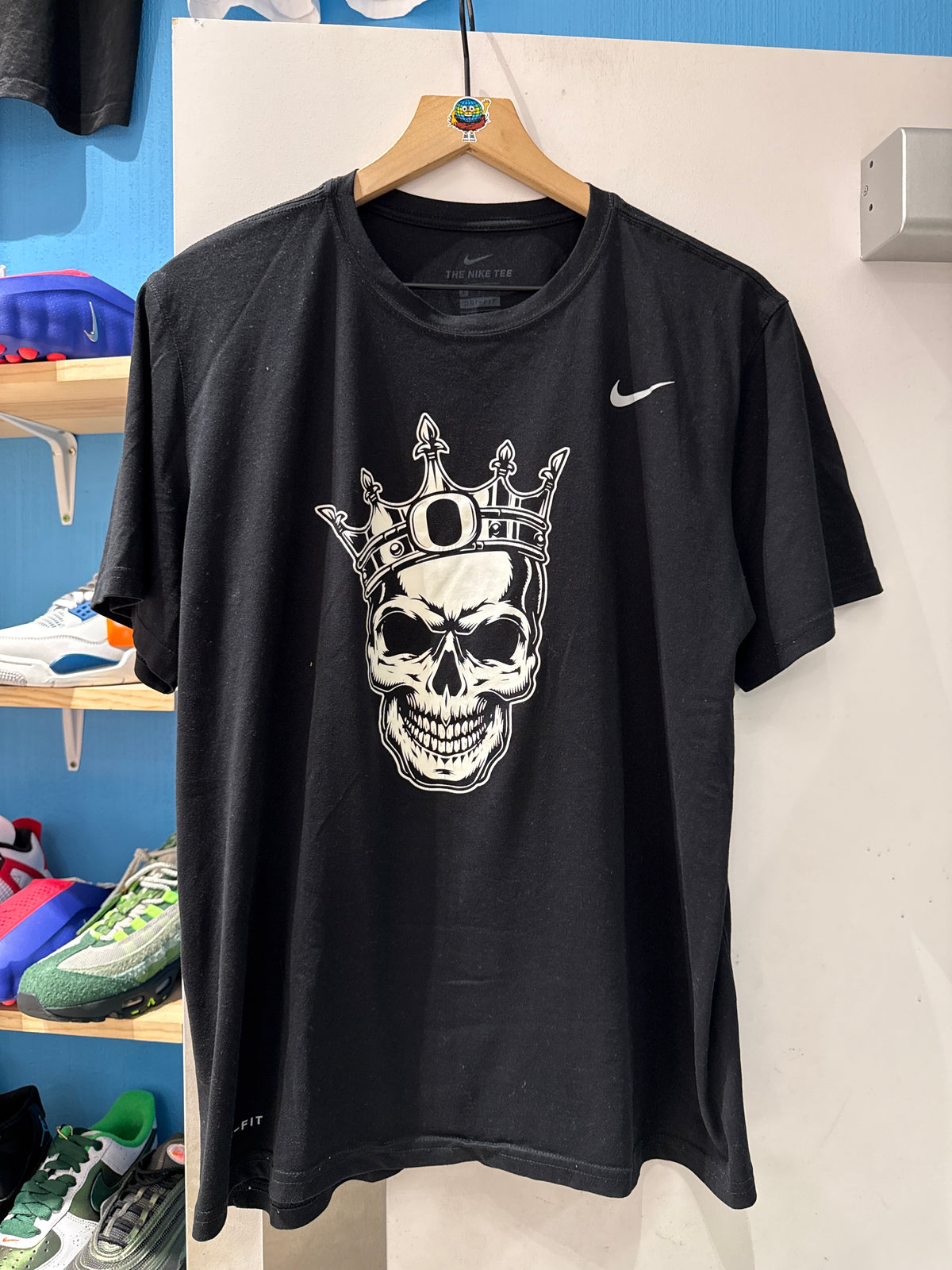 Rare Oregon Ducks Skull Team Issued Tee (L)