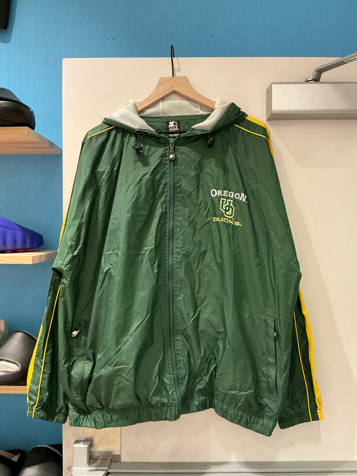 STARTER Oregon Ducks Track Suit (L)