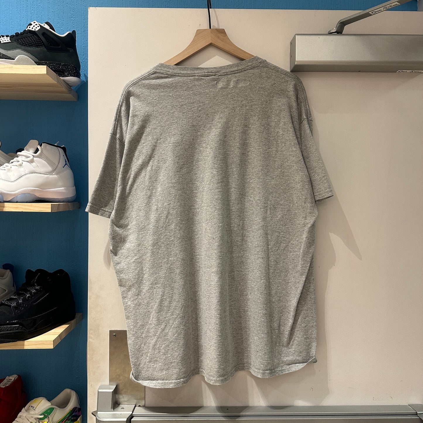 Washington Huskies Vintage Tee