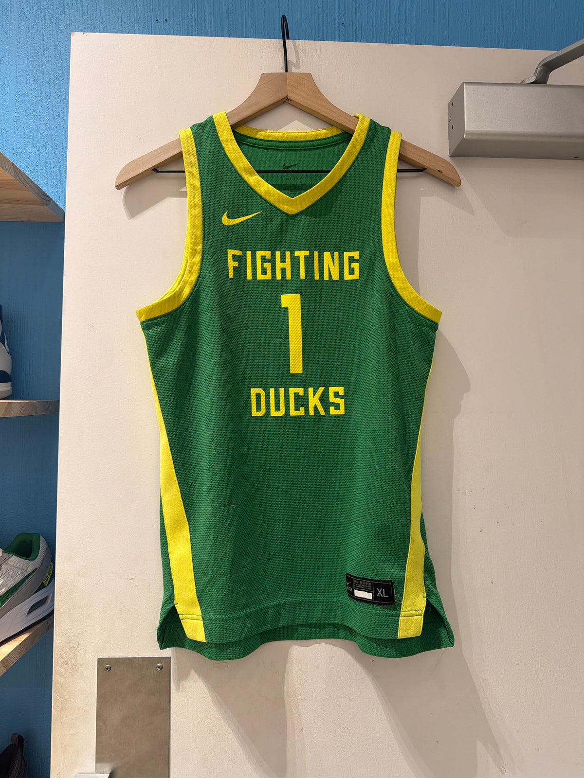 Oregon Basketball Jersey #1 (Youth XL)