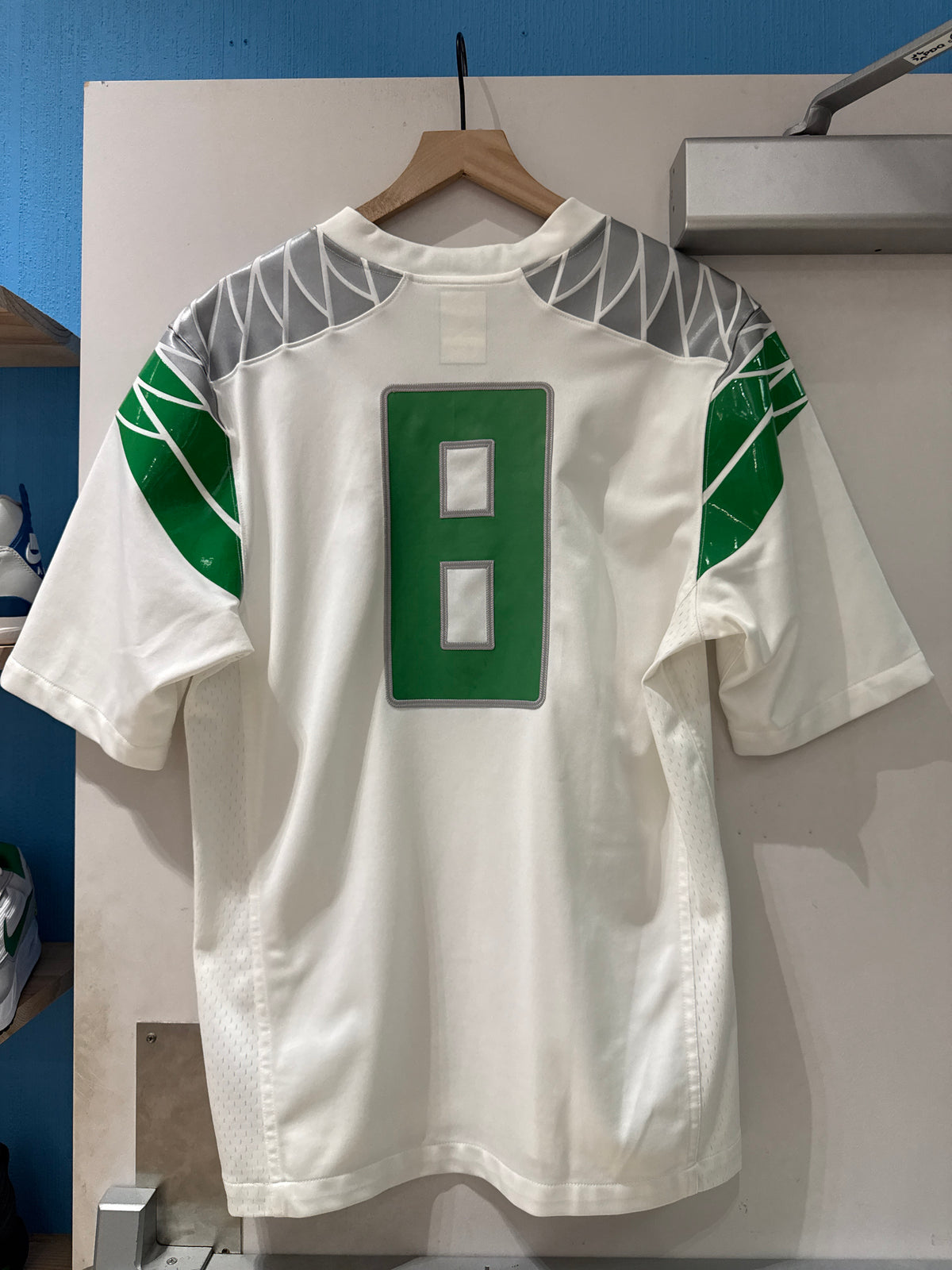 Oregon #8 Jersey (M)