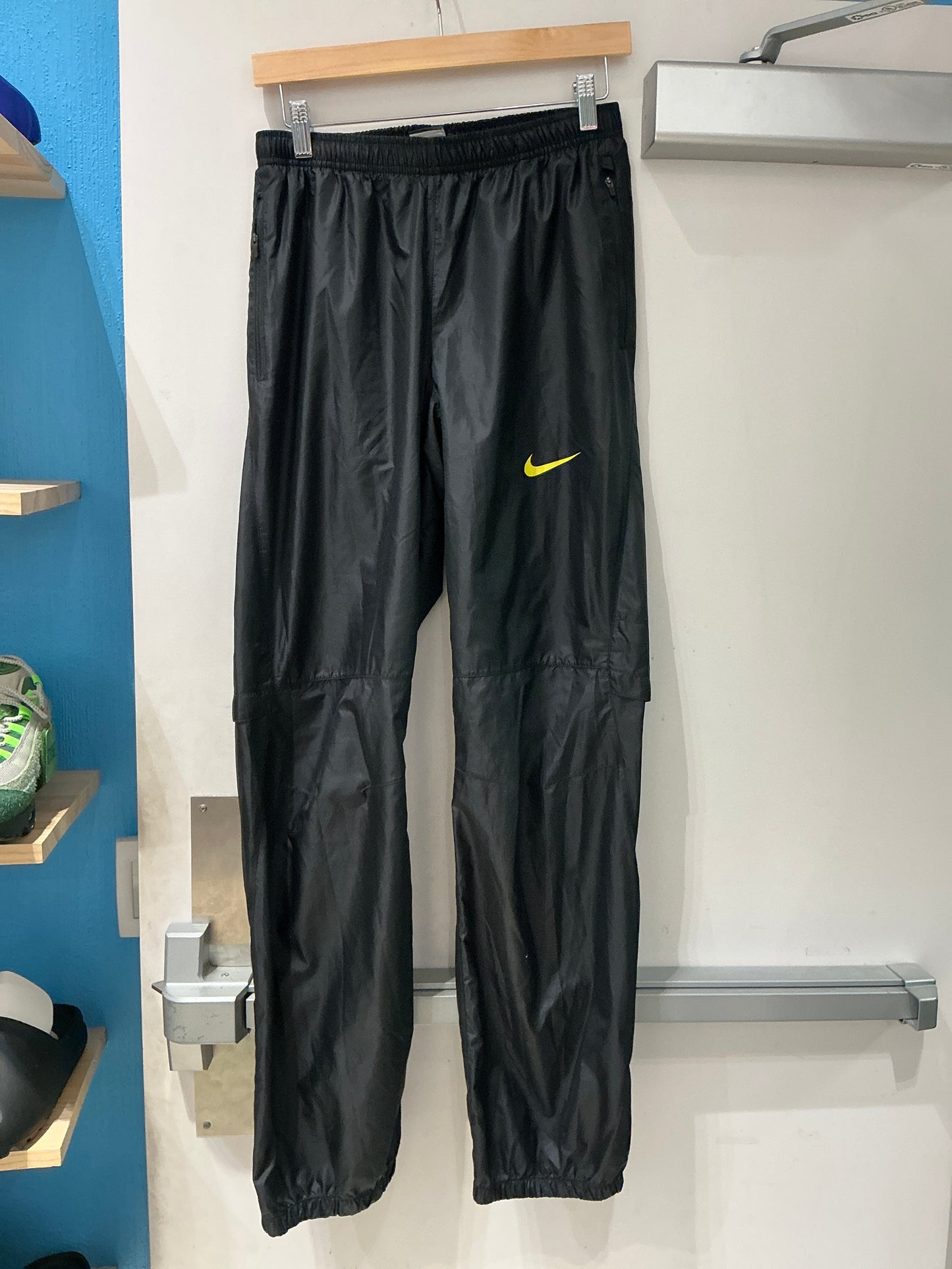 Oregon Team Issued Rain Pants (Medium)