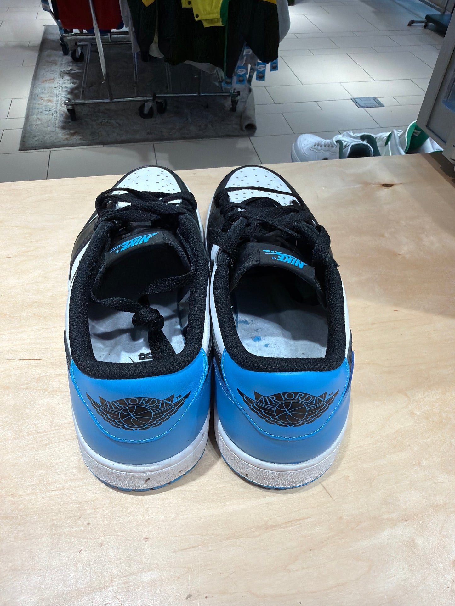 Jordan 1 (Size 9.5)