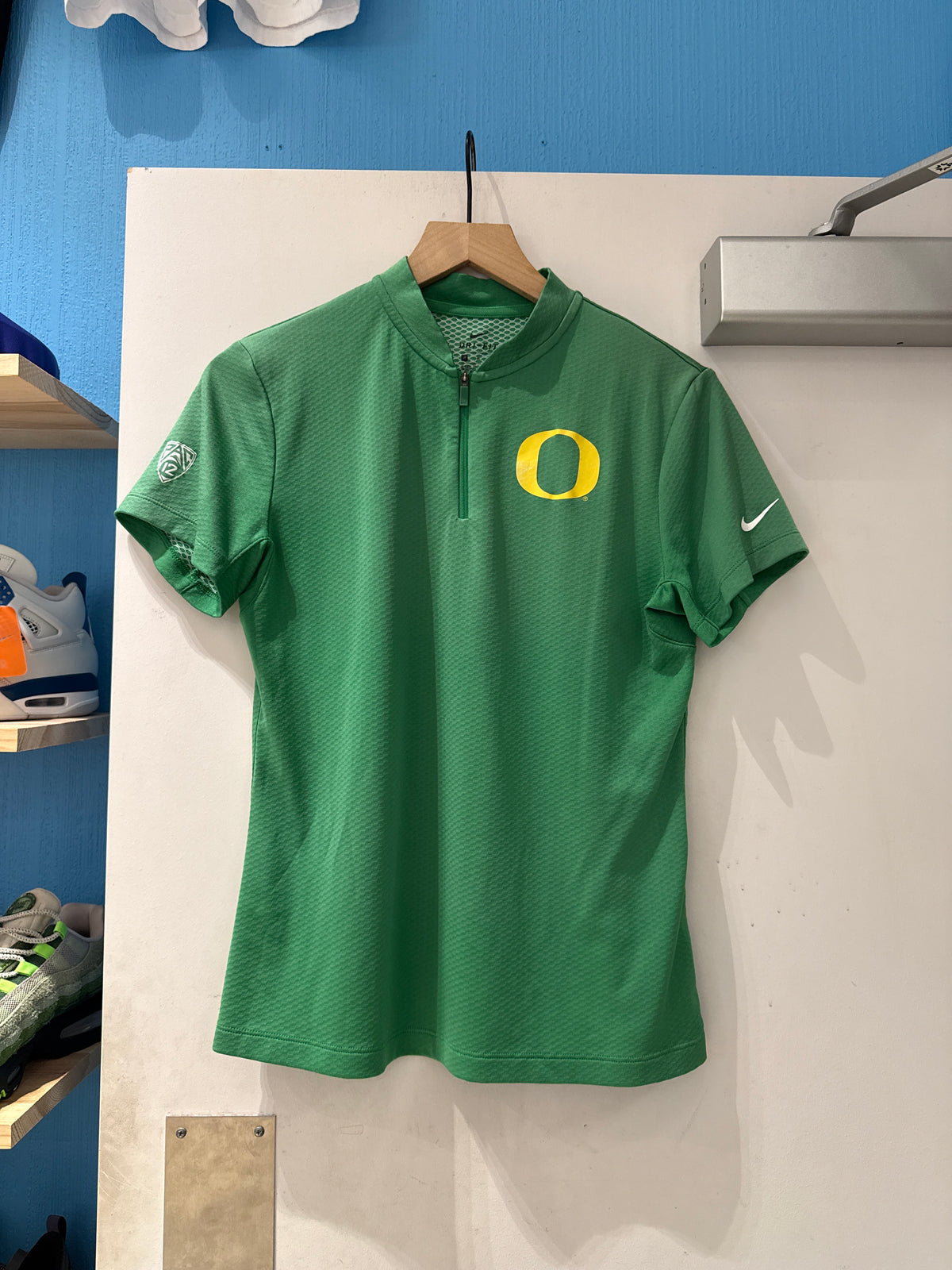 Nike Oregon Ducks Q-Zip (Women’s M)