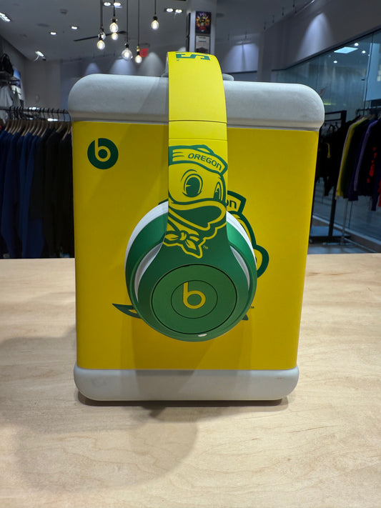Oregon Duck X Beats Player Issued headphones - Brand new