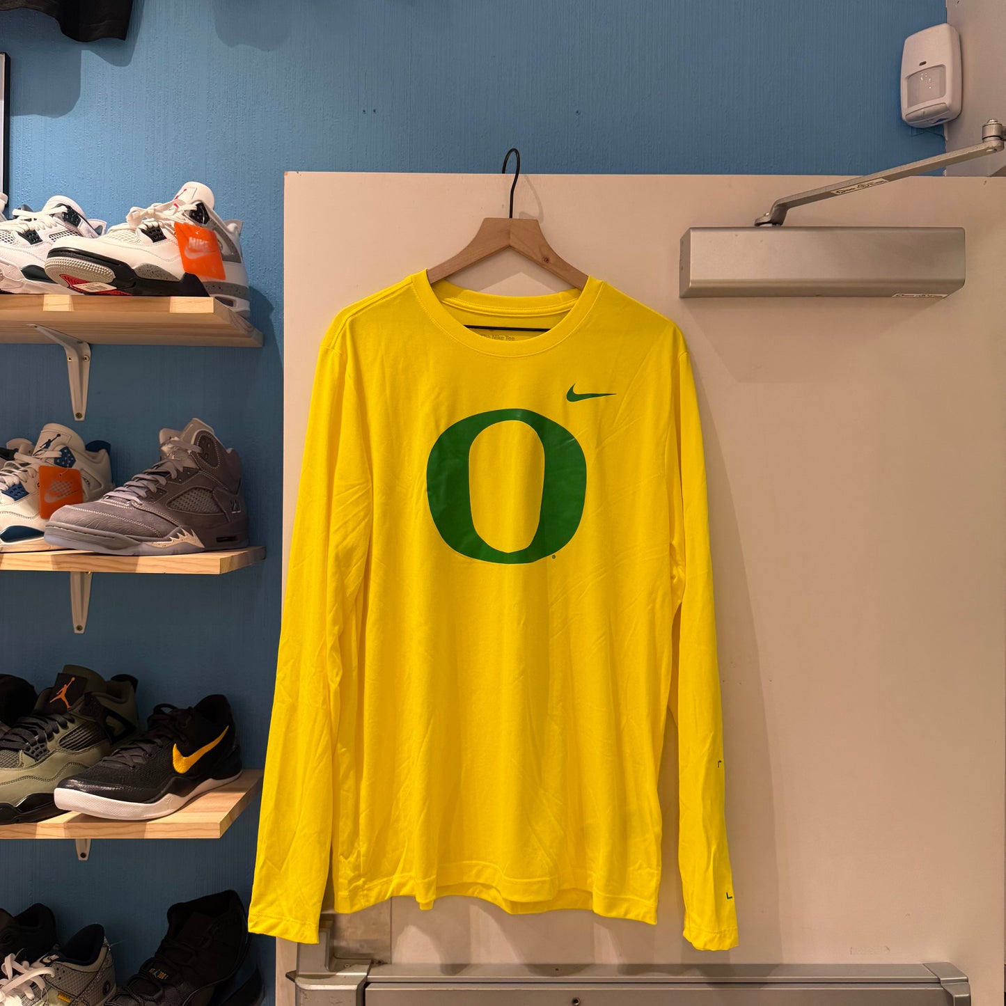 Oregon Yellow Long Sleeve NWT (L)