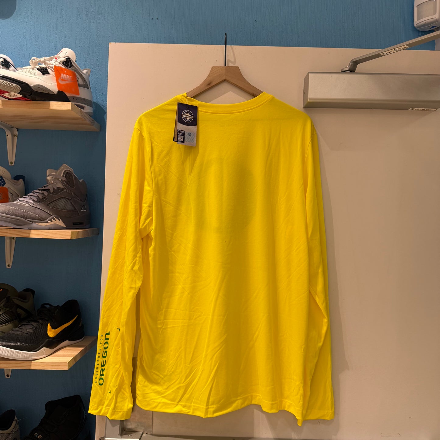 Oregon Yellow Long Sleeve NWT (L)
