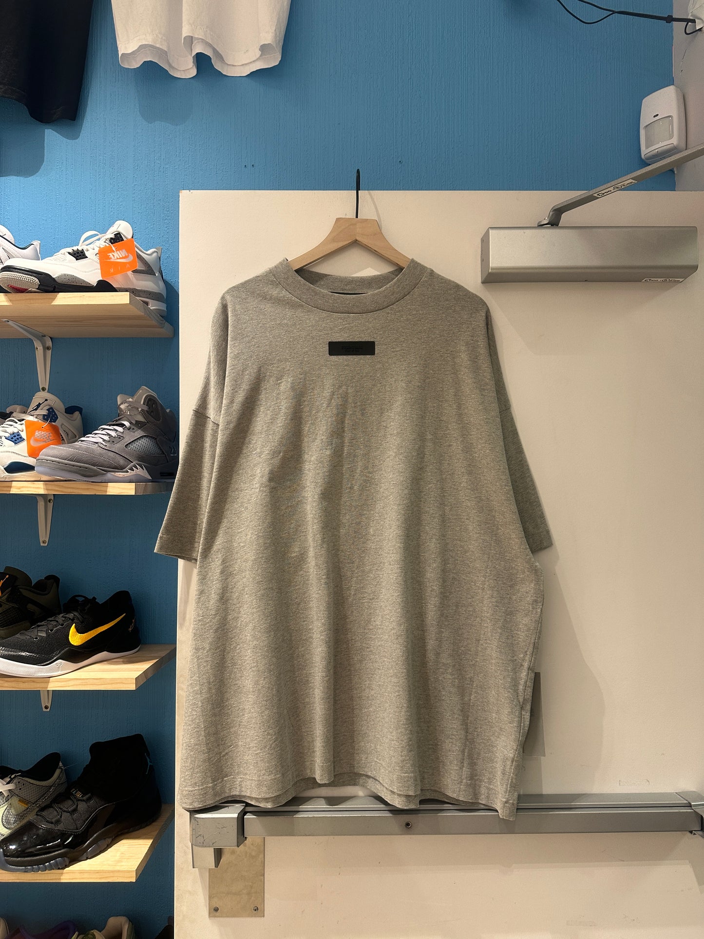 Dark Oat Simple Essential Tee