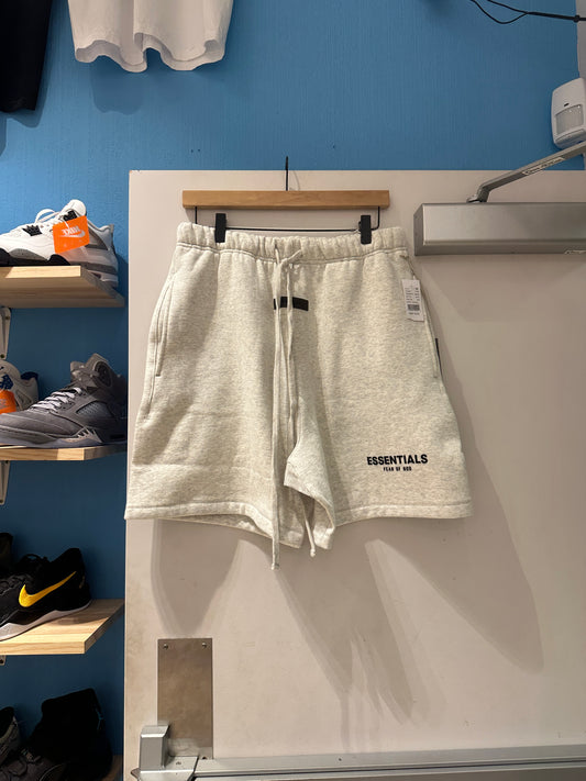 Light Oat Essential Shorts