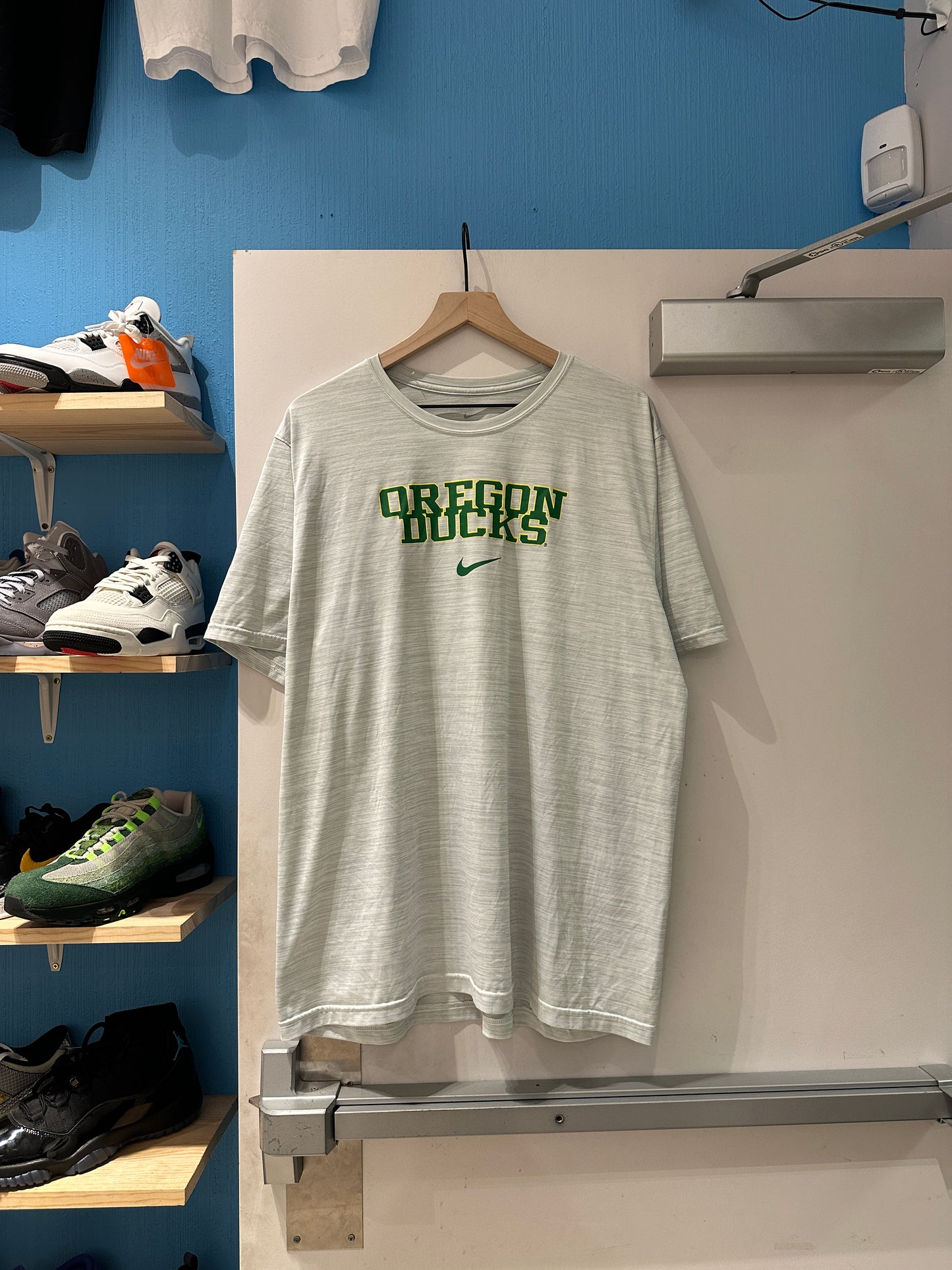 Oregon Ducks Grey Tee (XXL)