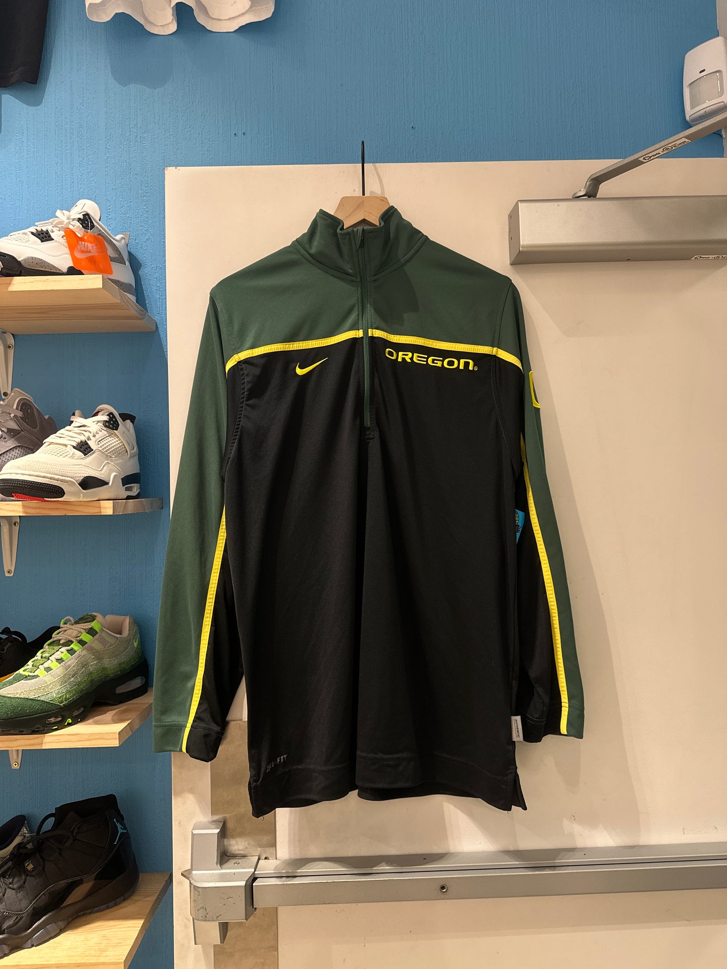 Oregon Zip up (M)