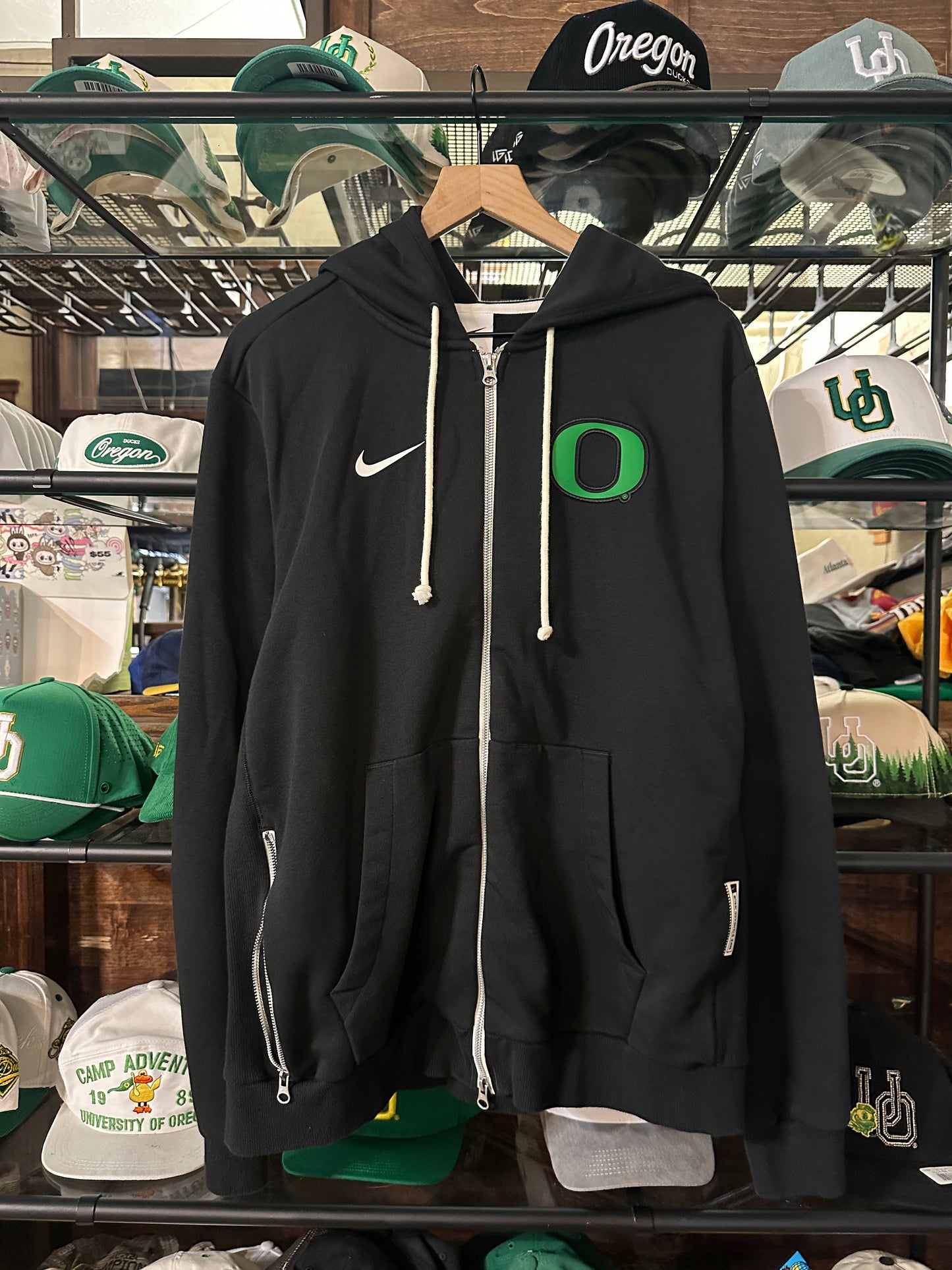 Oregon Player Issued Jacket(L)