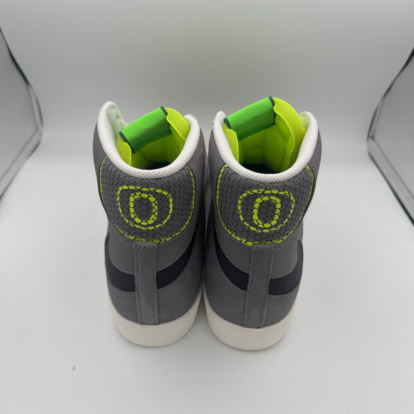 Oregon Nike Blazer Mid