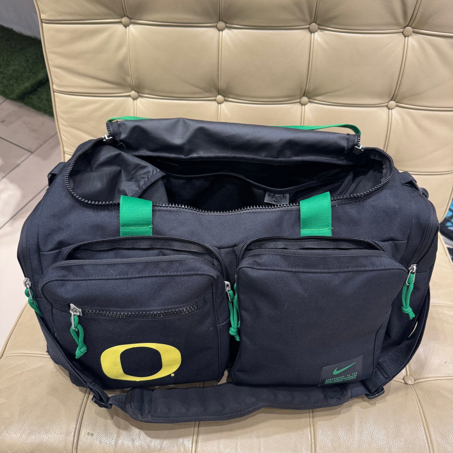 Oregon Team Issue Duffle