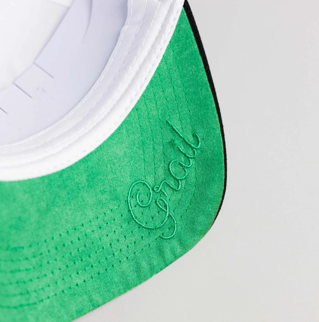 Oregon Color Splash / White & Black