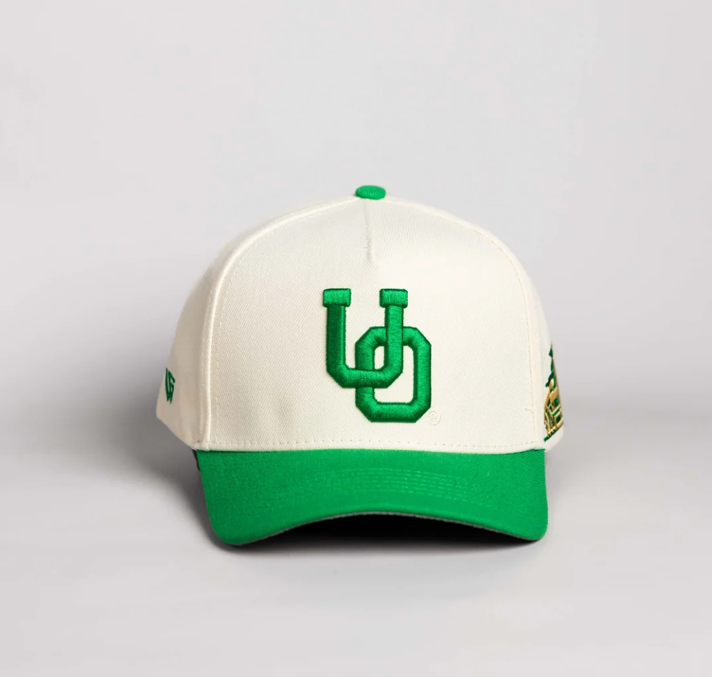 OREGON SIDE STADIUM / CREAM & GREEN